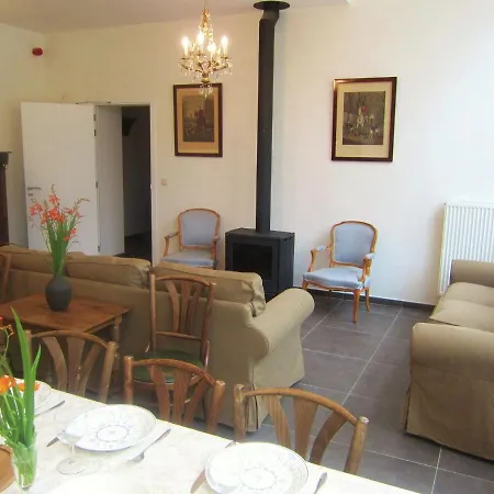 Cozy Holiday Home In Gembloux With Meadows Nearby Hébergement de vacances