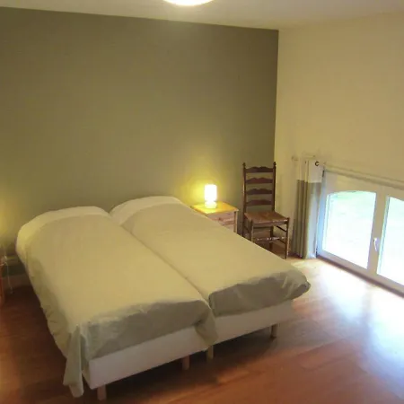 Cozy Holiday Home In Gembloux With Meadows Nearby Hébergement de vacances *