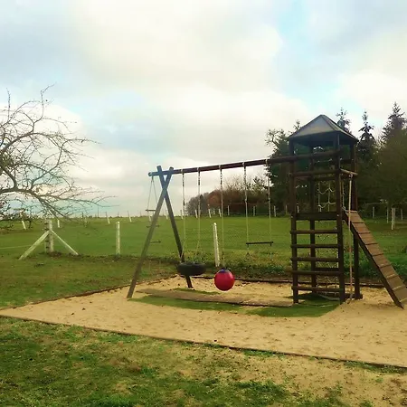 Hébergement de vacances Cozy Holiday Home In Gembloux With Meadows Nearby *